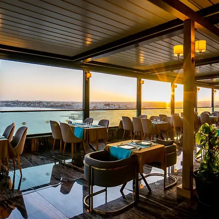 فندق Point Beach&spa