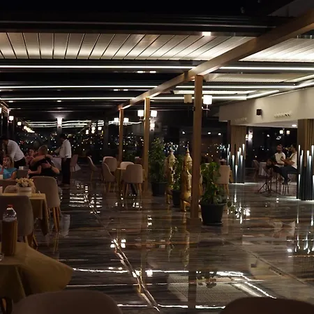 فندق Point Beach&spa