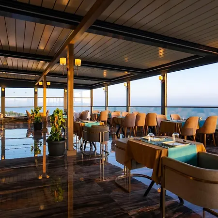 Point Beach&spa ديديم