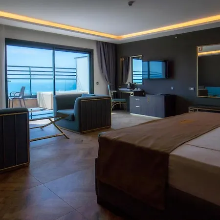 Hotel Point Beach&spa 5*