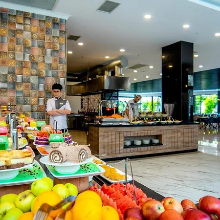 City Point Beach&spa מלון 5*