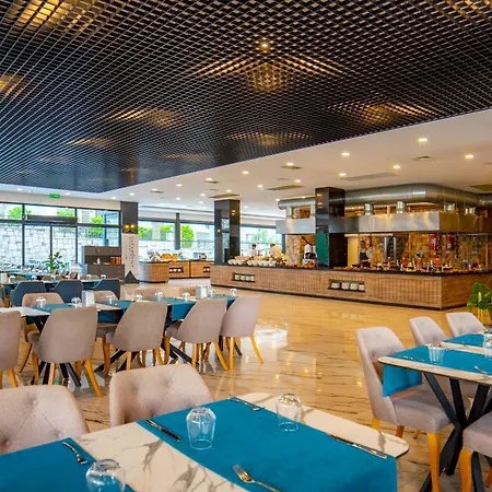 City Point Beach&spa 5* דידים