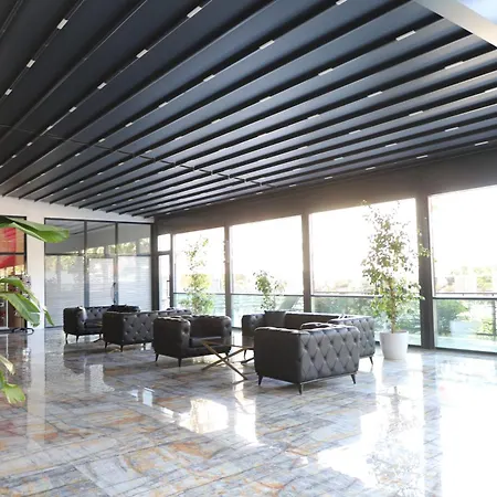 Hotel Point Beach&spa 5*